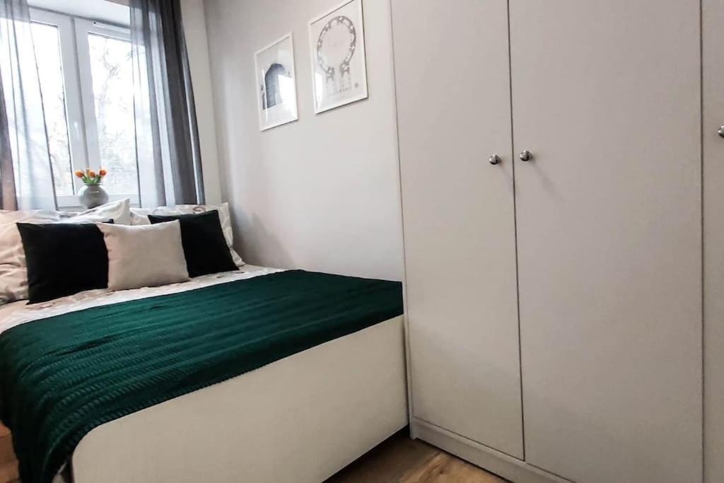 Bezagenta Mozart4 2 Room Easy Transit To City Wifi Varšava Exteriér fotografie